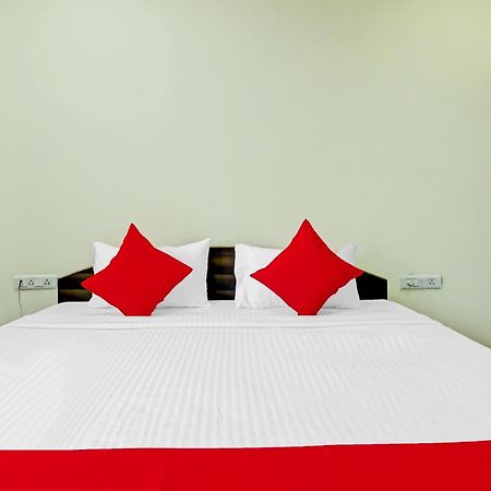 Hotel O Adhin Residency Хидерабад Екстериор снимка